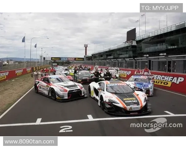 成都篮球队的耐力揭秘:从训练到比赛的全景探索与深度剖析 成都篮球队的耐力揭秘:从训练到比赛的全景探索与深度剖析